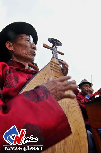 Shu River ancient Naxi music hand